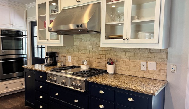 Charming Ranch - Near it All in East Dallas!