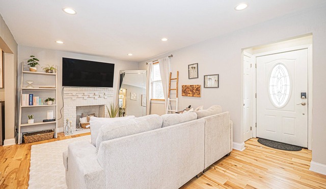 Charming & Relaxing 3BR Family-Friendly Stay in MD