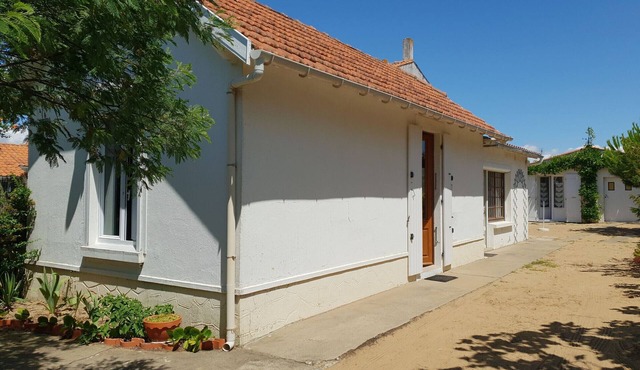 Charming renovated house, near beach and shops