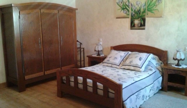 Charming renovated guest room with parking in La Berthenoux