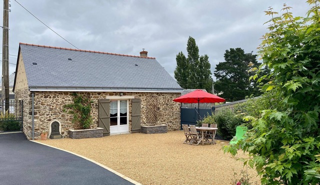 Charming Renovated Barn with Private Terrace near Ancenis - Quiet, Family-Friendly Location