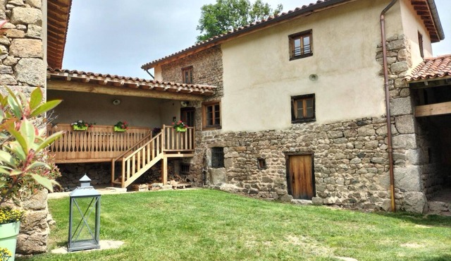 Charming renovated cottage, 2 bedrooms in nature