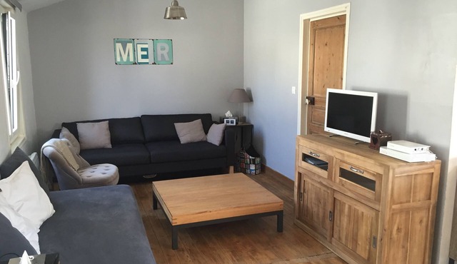 Charming renovated house Le Pouliguen Center. Everything on foot.