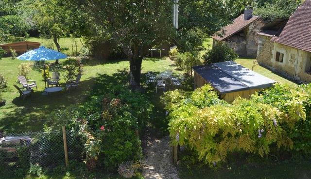 Charming Renovated Home with Private Garden Near Loire Castles and Beauval Zoo