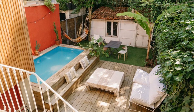 Charming renovated house with small pool in the La Bastide district