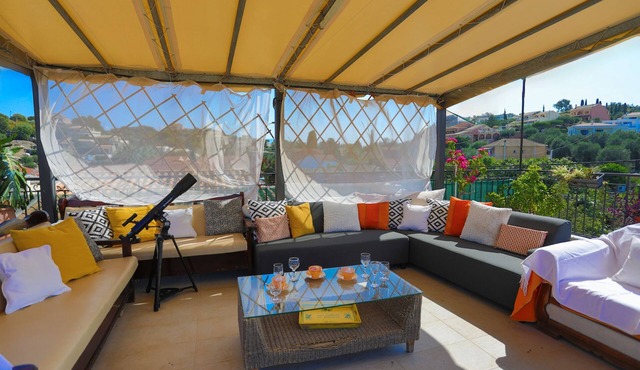 Charming Renovated Kassiopi Apartment - WiFi, Aircon, Roof Terrace