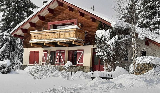 Charming rental in winter sports resort located at the heart of the Pyrenees
