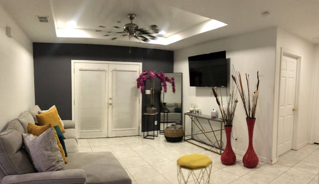 "Charming Rental with 3Bedrooms, 2Full Bathroom, and Expansive Patio!"
