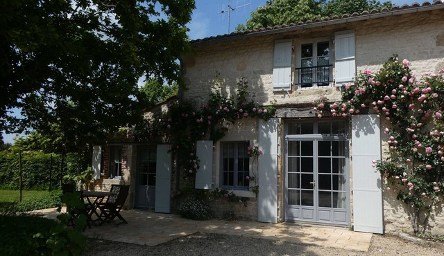Charming Restored Country House with Large Garden, Near Baroque Music Festival, 20 km from Thiré