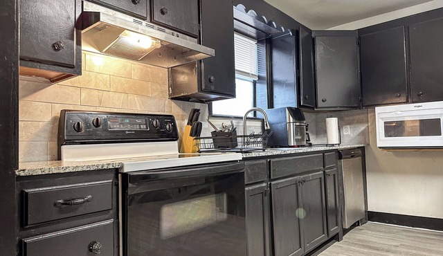 Charming Retreat 3BR home Vinita