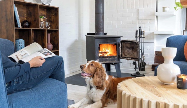 Charming Retreat in Eastman | Spa, Bike & Hike !