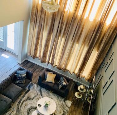 Charming Retreat Modern Luxury Family Sleeps 10