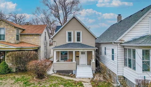 Charming Retreat - Your Stay Haven in Omaha