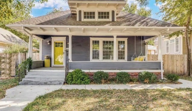 Charming Riverside Bungalow Park Access Pet-Friendly