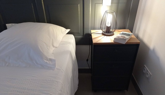 Charming riverside holiday gite for 2 persons with Free Wifi