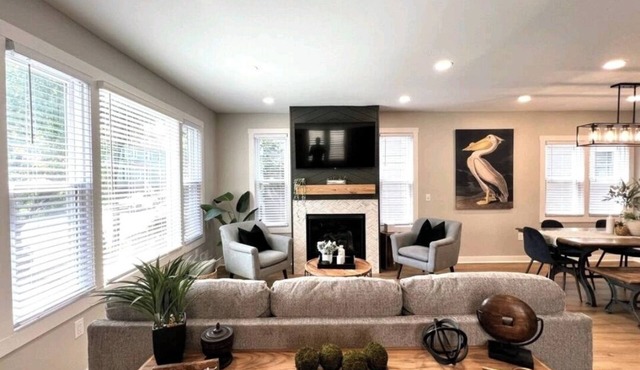 Charming Riverwest Retreat