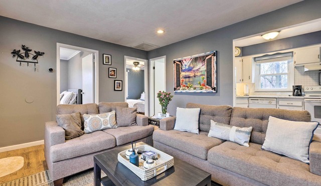 Charming Rocky Point Home ~ 1 Mi to Beach!
