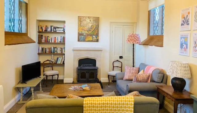 Charming romantic country getaway, near Bruton