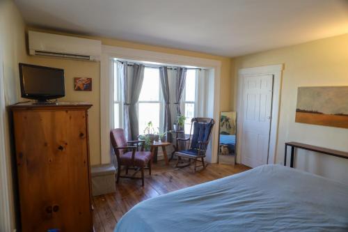 Charming Room, Apartment in Lovely Biddeford