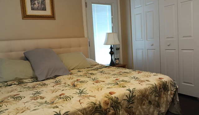 Charming Room- Studionn with AC and WiFi in soothing Lakeland