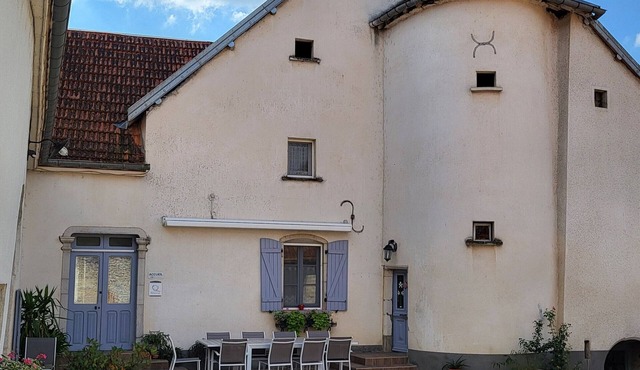 Charming rooms with enclosed park and secure parking