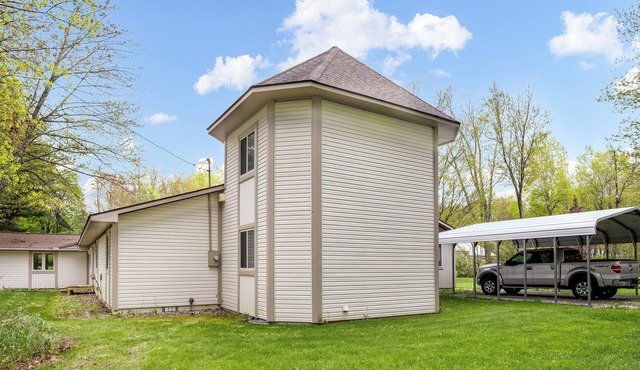 Charming rual 3-bedroom house located in pleasant St Helen