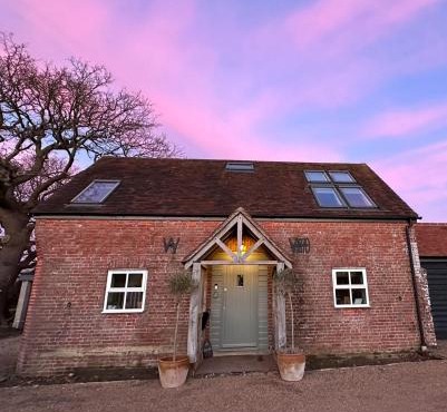Charming rural cottage & private garden near South Downs - Great location for hiking
