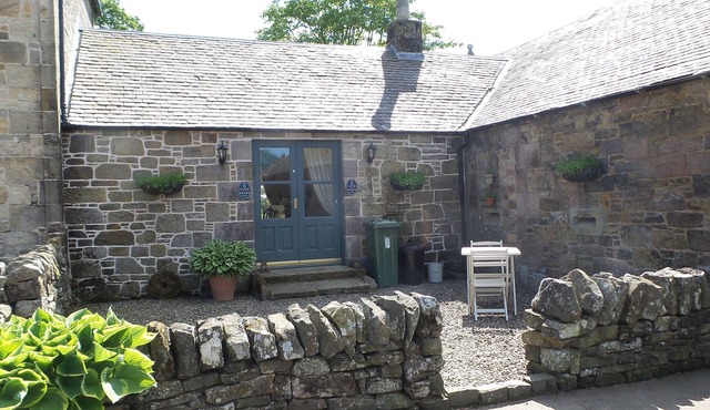 Charming Rural Farmhouse Cottage