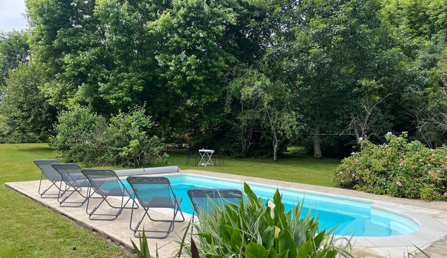 Charming Rural Retreat with Pool, Accessible Features, and Family-Friendly Amenities