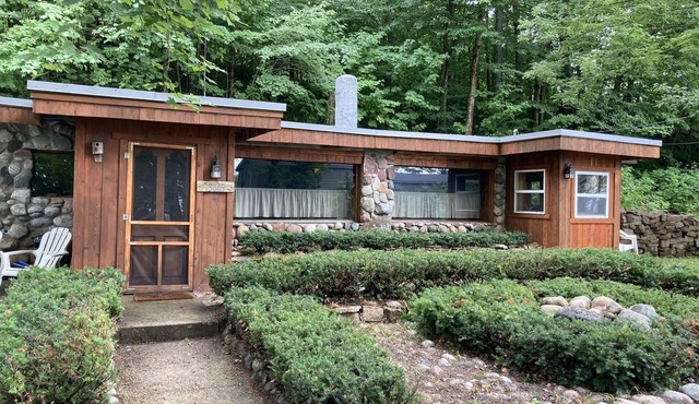Charming Rustic Cabin Whitefish Bay, Lake Superior View n