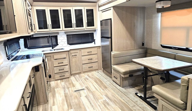 Charming RV in Fantastic Beaufort with AC, WiFi