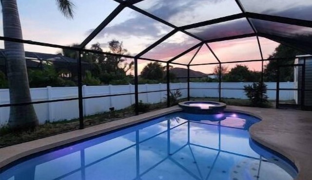 Charming Saltwater Pool House in North Port.