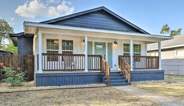 Charming San Antonio Home about 4 Mi to Downtown