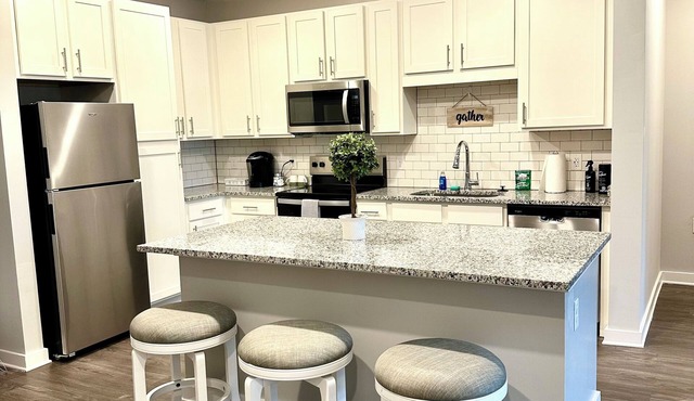 Charming Sanford 2BR - Your Comfortable Home with WiFi & Fitness Room