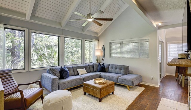 Charming Sea Pines Getaway | Pet Friendly + Pool