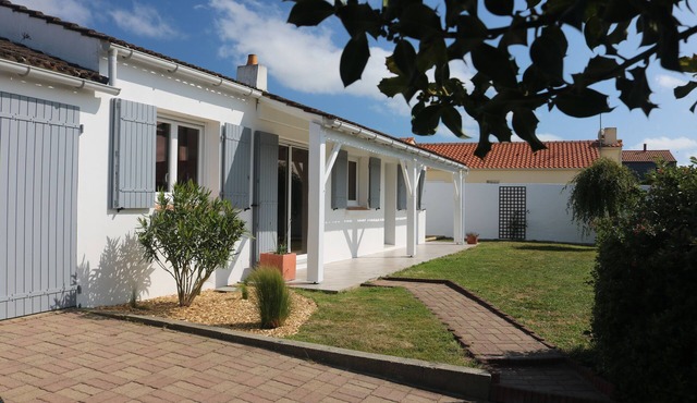Charming seaside house with bicycles for 8 travellers