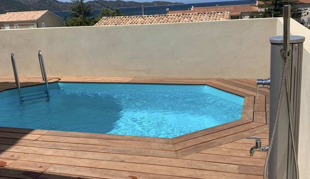 Charming seaside apartment with private pool