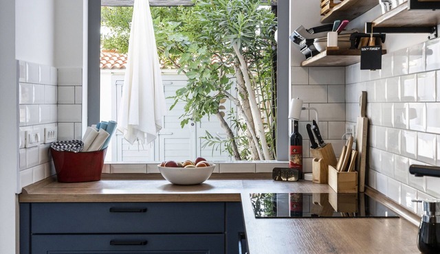 Charming seaside house with home office
