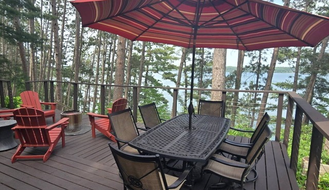 Charming Shamineau Lake Cabin