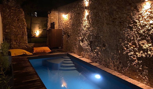 Charming sheepfold - standing and warm! Near Leucate