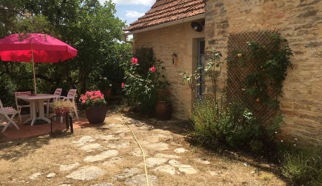 Charming simplicity and a shared pool are the hallmarks of Esther's home.