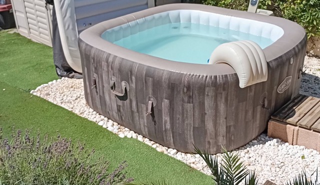 Charming single-storey house in a quiet location