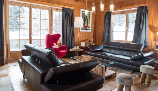 Charming Ski-in/Ski-out Chalet