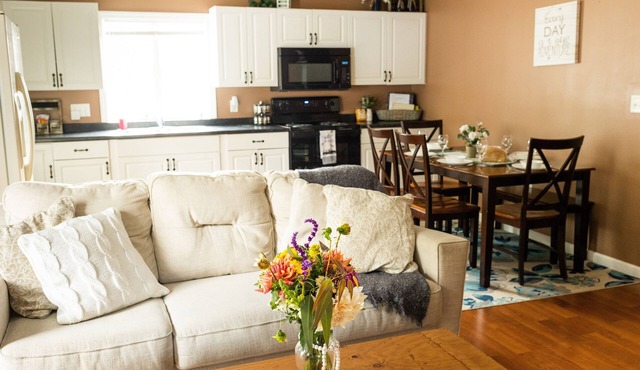 Charming Small Town Treasure in Brownstown