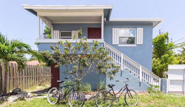 Charming SoSo Apartment: Walk to Intracoastal