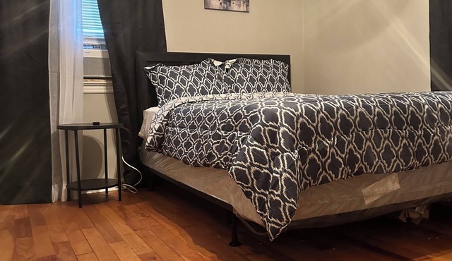 Charming South Euclid Getaway, Near Dining & Attractions