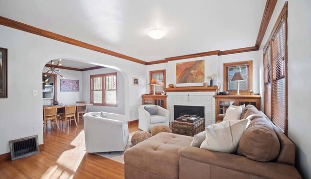 Charming South Hill home with private office