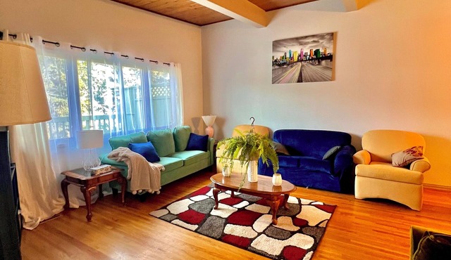 Charming & Spacious 2BR Upper Suite | Large Kitchen w/Private Entry & Deck