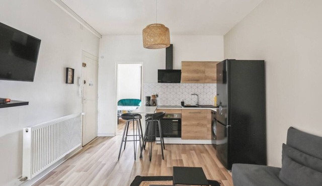 Charming Spacious Renovated Appart 4 Pers