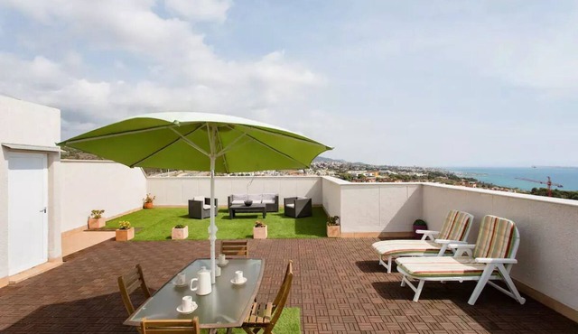 Charming spacious seaview penthouse. 2 private terraces, billiards,2 lifts,3 TV.